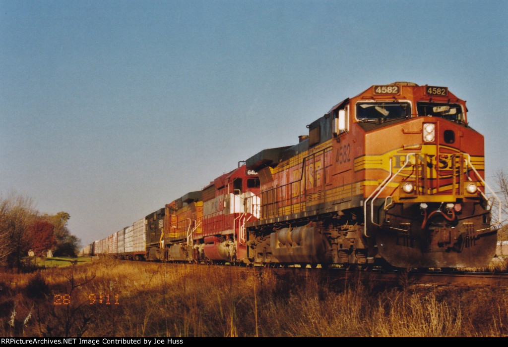 BNSF 4582 East